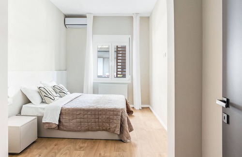 Neapoli-Sykies Apartment | Sanders New Town - Adorable 1-Bdr. Apt. w/ Balcony