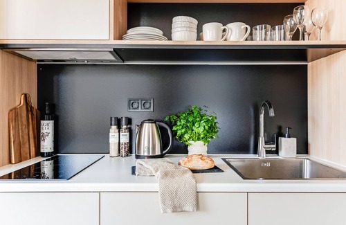 Pasalimani Apartment | Sanders Port - Efficient Studio Near Piraeus Port