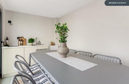 Pasalimani Apartment | Sanders Port - Efficient Studio Near Piraeus Port