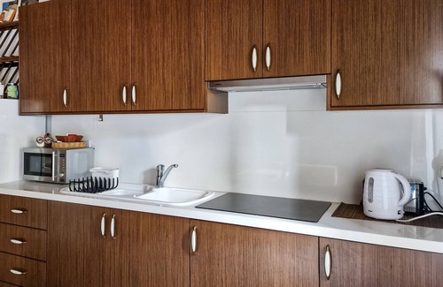 Vasa Koilaniou Apartment | Sanders Village - Pleasant Studio w - Garden View