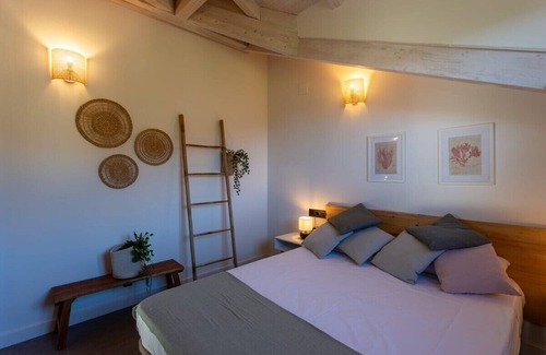 Villafufre Other | Sandoñana · by Wehomes · Old Palace Lodge DB9