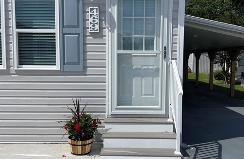 Garden City Cottage | Sandpebble Cottage