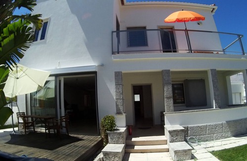 Costa de Caparica Villa | Sandpiper's beach house
