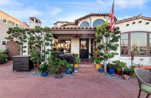 San Diego House | Sands of Serenity | Charming Mission Beach | Bay GEM