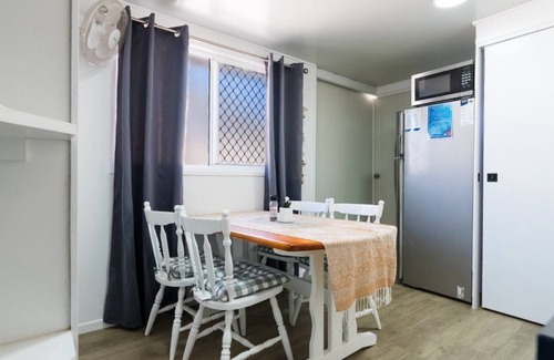 Sandstone Point Apartment | Sandstone Point Cove Studio