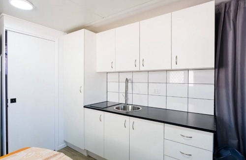 Sandstone Point Apartment | Sandstone Point Cove Studio