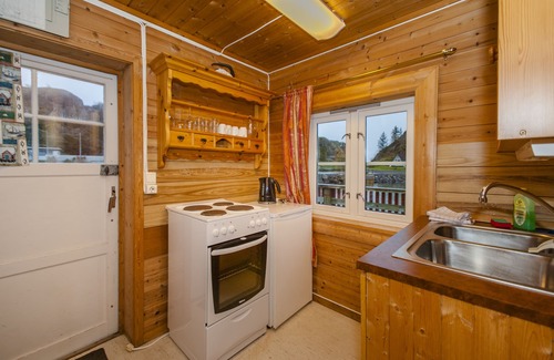 Vagan Cabin | Sandvika Camping