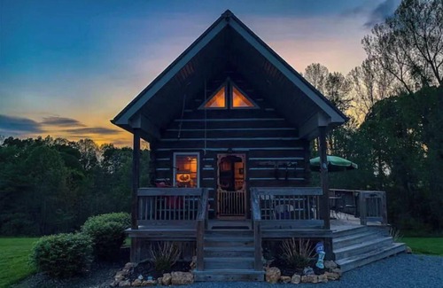 Liberty Cabin | Sandy Acres Hobbit - Near Galilean Home - Liberty