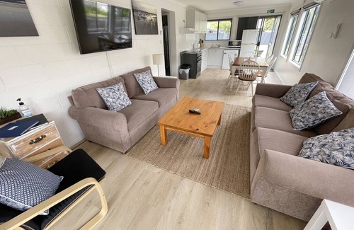 Broulee House | Sandy Bottom self-contained unit - Hear the waves while you sleep.