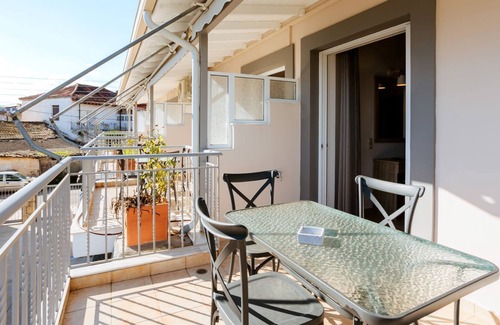 Nea Koroni House | Sandy Cozy Getaway - Fully Equipped Haven