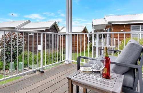 Caves Beach Villa | Sandy Isles at Caves Beach Villas