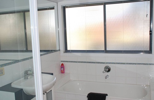 Sandy Point House | Sandy Point Getaway Wilsons Prom. Pet Friendly, Internet and Linen Included.
