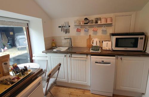 Foolow House | Sandy's Barn, Foolow, Dogs Welcome