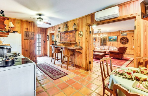 Astor House | Sandy Shore & Multi-Boat Dock! St Johns River Home