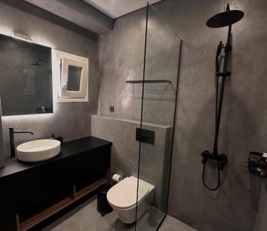 Thessaloniki City Centre Apartment | Sandys Luxury Living