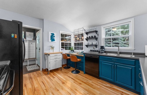 Sioux Falls House | Sanford Hub | Spacious 4BR Across from Sanford