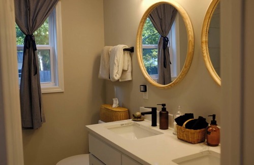 Sanford Apartment | Sanford Suite Retreat - B&B near Downtown