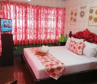 Tagaytay Hotel | Sang Yoo Mountain View Tagaytay Bed and Breakfast - Taal Lake View