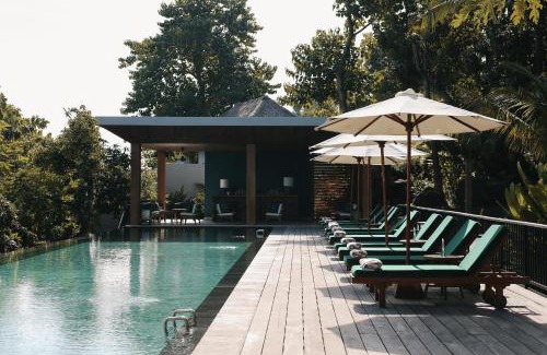 Kubutambahan Resort | Sanglung Villas & Suites
