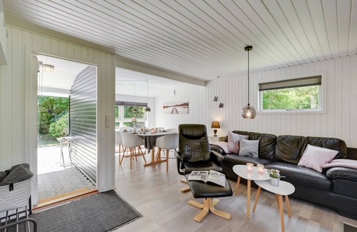 Lodbjerg Hede House | "Sanni" - 1.6km from the sea by Interhome