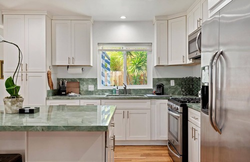 East Mesa House | Santa Barbara Beach House, Spa, Luxe Amenities, Fireplace, 3 minutes to beach