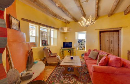 Santa Cruz House | Santa Cruz Home with Mountain Views!