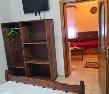 Gjirokaster House | SANTA ROOM-OLD BAZAAR CENTER-Gjirokaster