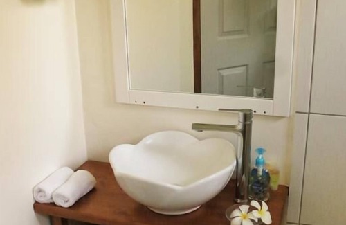 Luganville House | Santo Seaside Villas