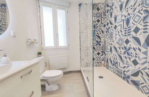 Sainte Marie - Saint Leon Apartment | Santorini Escape ~ Jacuzzi & Relax
