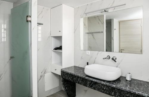 Perissa Apartment | Santorini Life Vibrant Studio Only 50m from the Beach