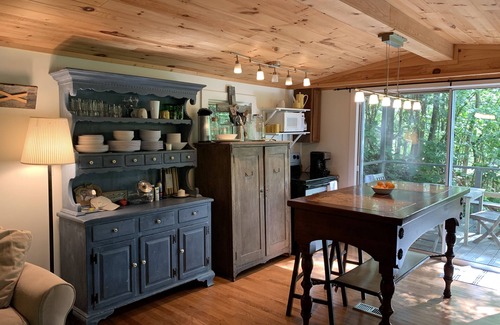 Crane Hill House | SanTrabin on Smith Lake in a quiet cove!