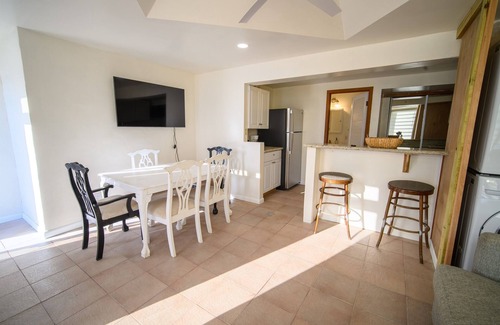 Grapetree Apartment | Sapala 2 - Oceanfront Poolside Apt w/Shared Pool