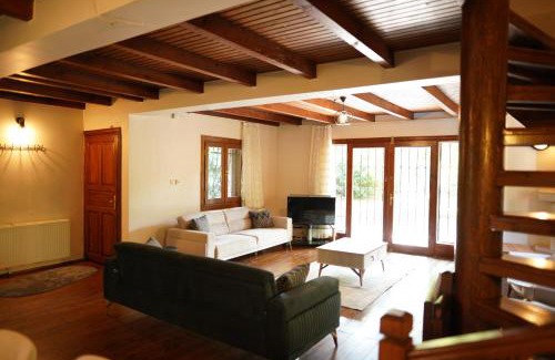 Sapanca Villa | Sapanca Vi̇lla Bahce Şükriye Küçükal
