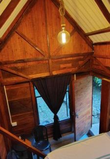 Yumbo House | sapiens house cabaña del reloj
