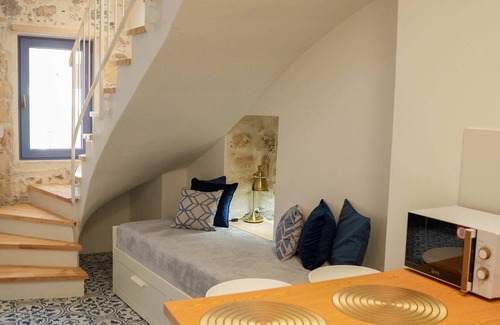 Anopolis House | Sapphire Gem House with Private Jacuzzi