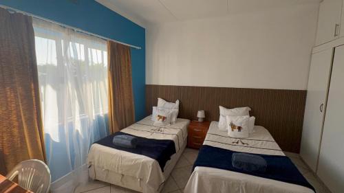 Klein Windhoek House | Sapphire Main 2 Self Catering At 54