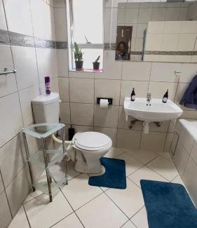 Klein Windhoek House | Sapphire Main 2 Self Catering At 54