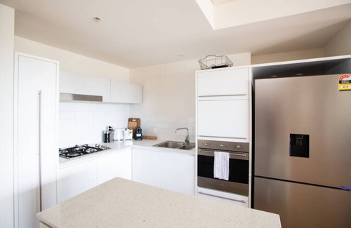 South Yarra Condo | Sapphire of South Yarra - two bedroom condominium