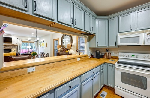 Sapphire Apartment | Sapphire Retreat Near Lakes, Trails & Waterfalls!
