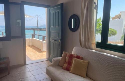 Milos House | Sapphire View - ONLY 4 meters away from the sea