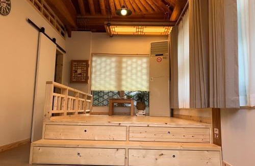 Jeonju House | Sarangroo