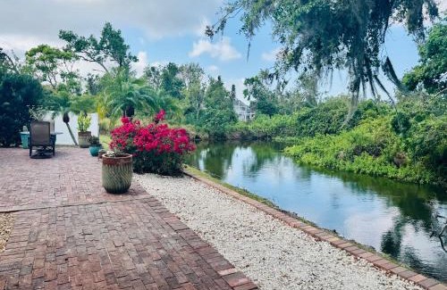 Trailer Estates House | Sarasota Charm