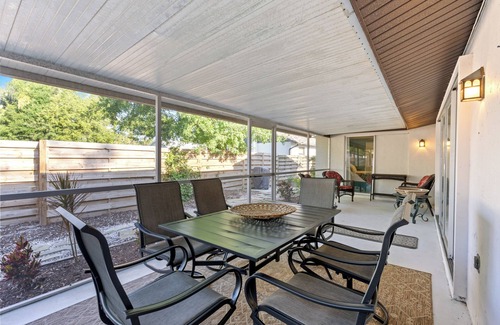 Gulf Gate Estates House | Sarasota Costal Vibe 15 min Siesta Key