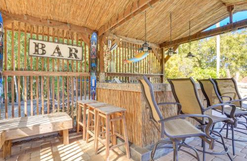 Flora Villa House | Sarasota Getaway with Private Pool and Backyard Oasis!