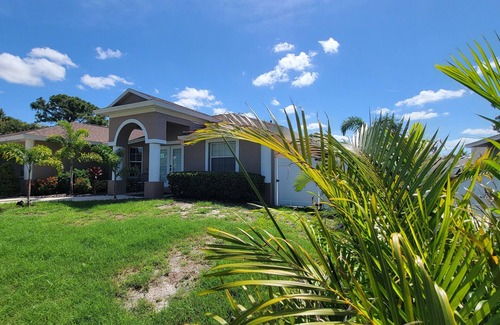 Vamo House | Sarasota home in the Heart of the Gulfs most beautiful beaches.