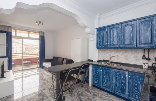 Sardina House | Sardina Balcony Flat - 2 min walk to beach