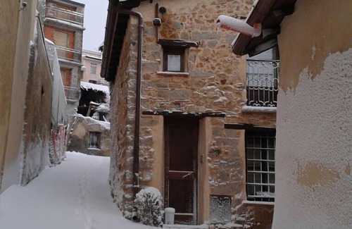 Fonni House | Sardinia, between sea and mountains.