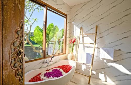 Melayang Villa | Sari Mumbul Villa in the Middle of Rice Fields