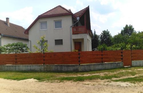 Gergelyiugornya Apartment | Sarkifény Vendégház