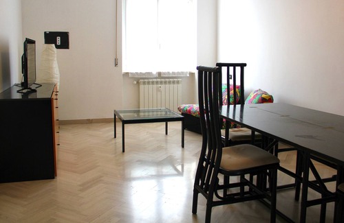 Sarzana Apartment | Sarzana # 8, P. zza Veneto